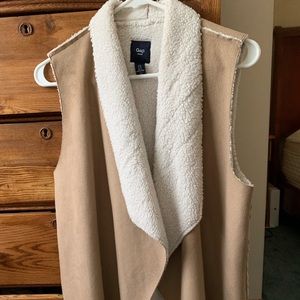 Gap Sherpa Vest